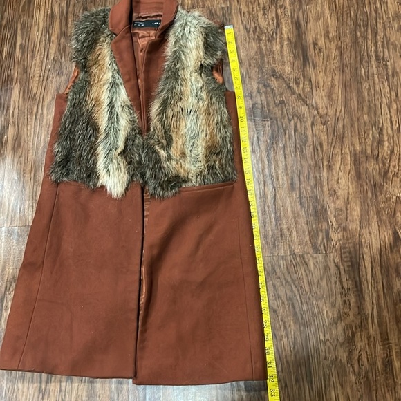 Zara Faux Fur warm rich brown cozy Vest size medium - Picture 8 of 10